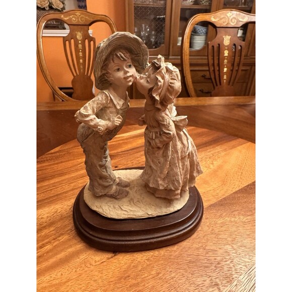 Boy & Girl Kissing Figurine 7 3/4"H x 6"W x6"W Multicolor - Picture 8 of 14